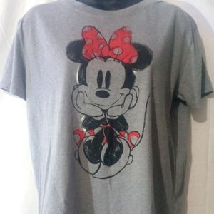 Minnie Mouse distressed tshirt Medium